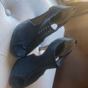 Barrila Boutique blue suede heels